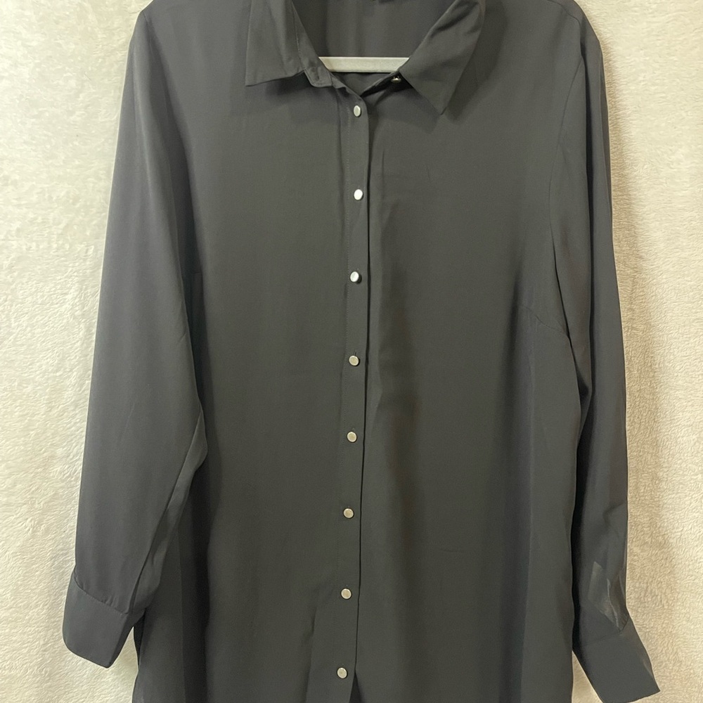 Chaus New York Women’s Casual Button Down